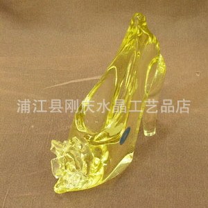 供应不同颜色水晶鞋 高档女人礼品水晶鞋