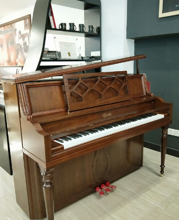 鄂尔多斯立式钢琴回收 各类型号钢琴高价回收询价热线