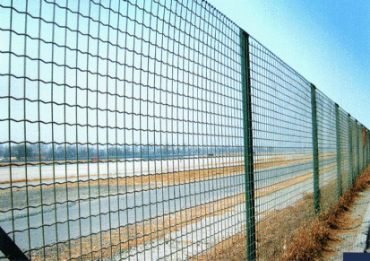 南京天翊 小区花园 室外体育护栏网 养殖护栏网 隔离栏