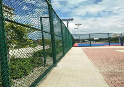 体育场围网球场护栏网勾花护栏怎样安装施工