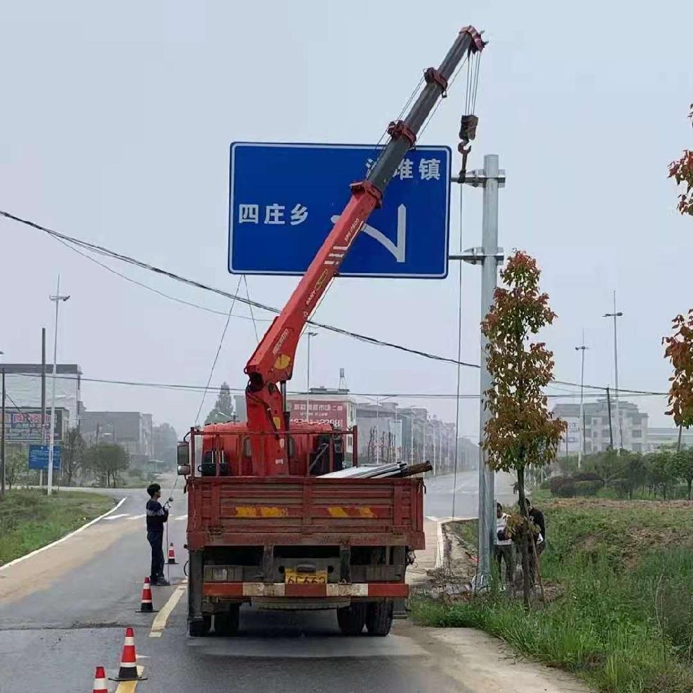 乐山指示牌标志杆 L型道路交通标志杆厂家批发加工定制