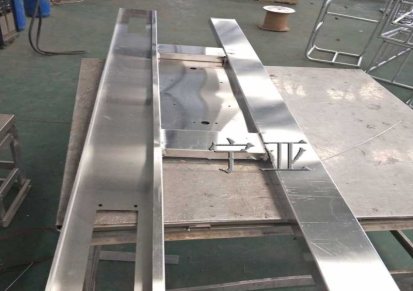 铝防滑板生产 宇亚 铝防滑板报价 防滑板规格
