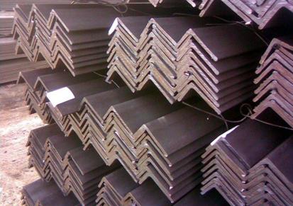 光滑平整 热轧等边角钢 钢结构厂房可用 益信和角铁加工