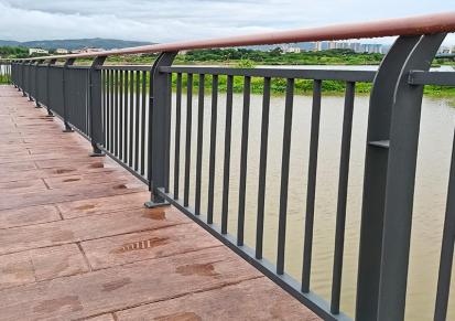 桥梁防撞灯光护栏不锈钢河道景观栏杆浅灰色立柱定制世腾厂家