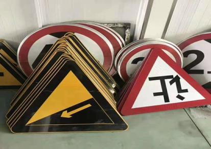 南京利银标志牌生产直售厂家—交通反光牌—道路指示牌