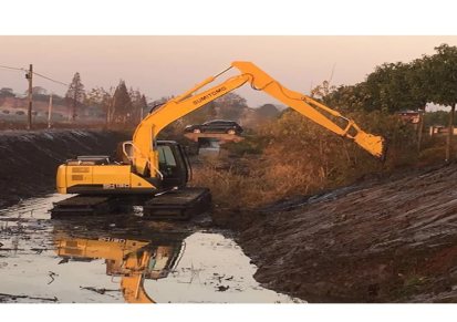 北京湿地挖机租赁公司 和平挖掘机 黑龙江湿地挖机租凭