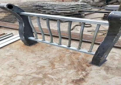 厂家直销不锈钢碳素复合管栏杆 304不锈钢复合管护栏 全国物流送货上门