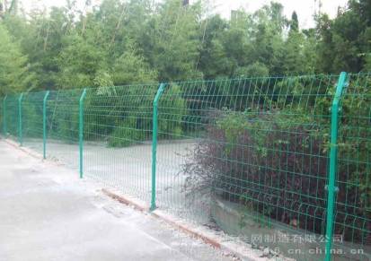 欧利特现货可定制双边丝护栏网公路隔离栅浸塑养殖护栏网