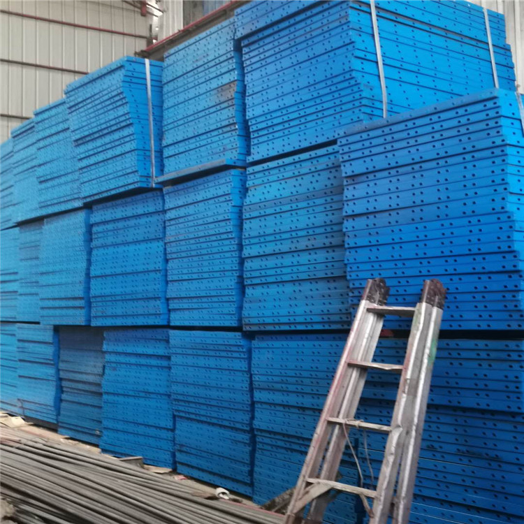 丽江平面钢模板销售   钢模板厂