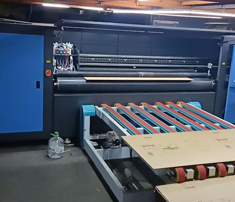 湖南纸箱三色印刷纸箱加工厂需要哪些设备