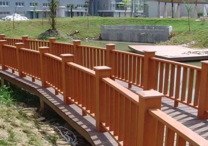 江西吉安绿色环保围墙地板园林景观安装塑木护栏围挡栏杆