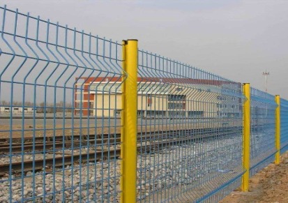 冠盟 高速铁路护栏网 铁路护栏网公路 双圈护栏网 厂家