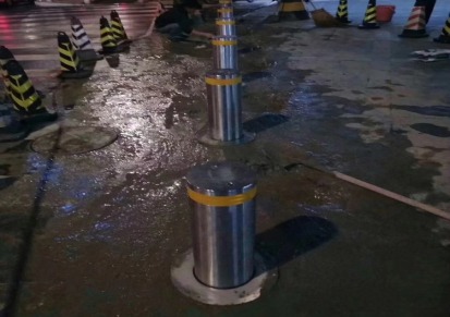 揭阳市升降柱——有效阻碍车辆闯入