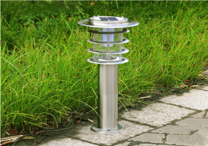 现代简约太阳能草坪灯--陕西太阳能草坪灯厂家生产定制