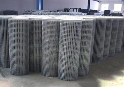 热卖 防裂隔热铁丝网 电焊网 样式齐全 养殖排焊电焊网