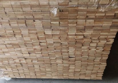 厂家直销杨木拼板  加工各种尺寸工艺品板 可定制