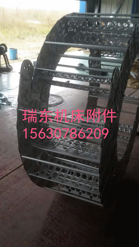 瑞东专业生产不锈钢304拖链、尼龙拖链、工程塑料拖