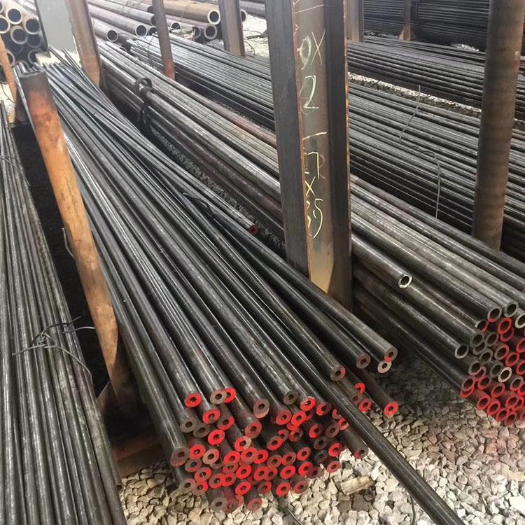 四川遂宁15crmog合金钢管 40cr无缝钢管大量供应型号齐全