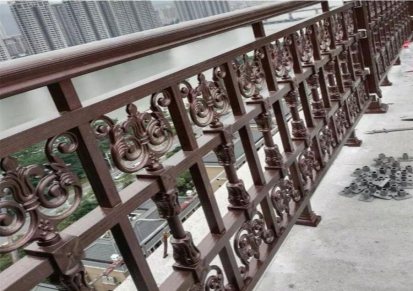 铝艺护栏 铝艺护栏 久旭 镂空铝艺护栏定做 装饰栏杆 防护栏