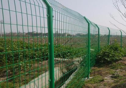 玉兵双边丝围栏果园圈地养殖护栏网厂家