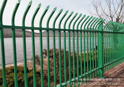 团风县锌钢护栏厂家方通栏杆打孔镀锌方管锌钢护栏厂家户外围栏杆