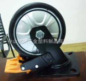 中山悦顺供应优质重型花纹轮面橡胶轮，4-8寸 防滑耐油