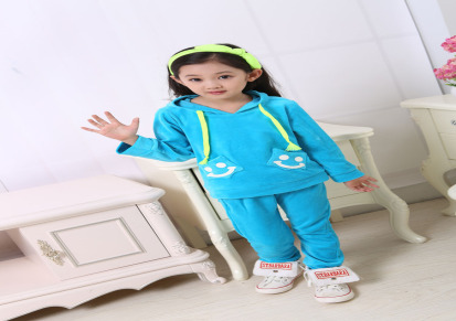 2013秋季新款童套装 韩版可爱笑脸休闲童套装 套头连帽款童套装