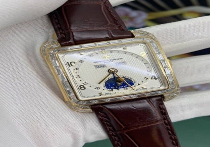 石嘴山旧手表回收,卡地亚手表回收,回收奢侈品