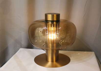 SAM三米灯饰金古铜装饰台灯 琥珀色玻璃罩 简约大气 工程样板房 样品