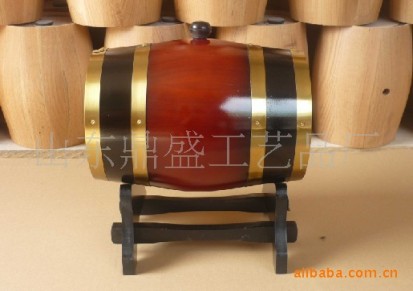 （辐射松5L ）从0.75L至100L均能加工生产定做红酒桶