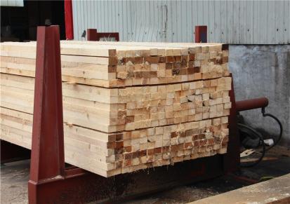 厂家直供 澳松工程方木 防腐木板材 辉通木材