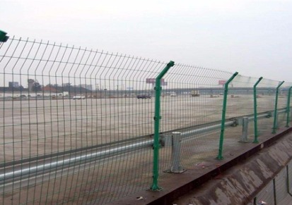 双边护栏,批发双边丝护栏网,双边栅栏,双边丝护栏,双边丝围栏厂家 YCHL102