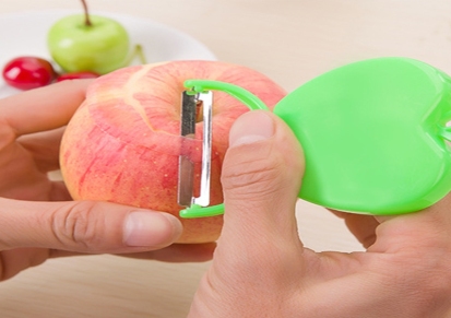 T 创意折叠水果刀削皮器 苹果削皮器 苹