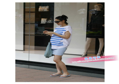 韩版休闲 孕妇装 纯棉夏装 海蓝条纹 孕妇上衣 孕妇T恤 短袖7027