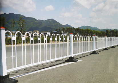 人车分流隔离护栏 凯鼎交通设施栏杆 道路围栏