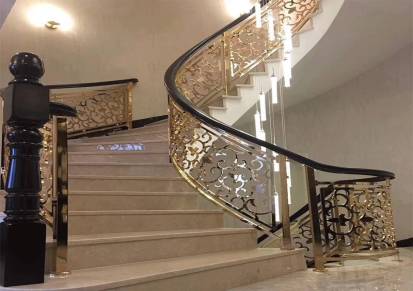 新中式全铜镀金楼梯扶手受欢迎的造型惠州别墅业主推荐