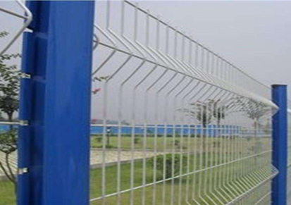 壮裕 桃型柱护栏网定做小区园林三折弯桃型柱护栏实体厂家