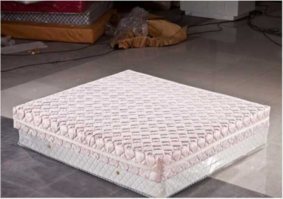 生产供应 加棕弹簧床垫 环保床垫席梦思双