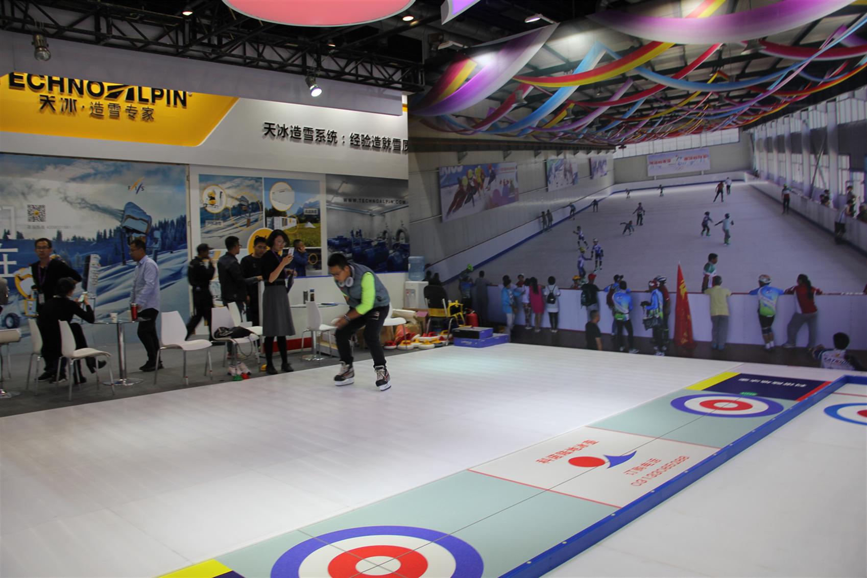 武汉滑冰训练必备仿真冰场人造滑冰场,假冰冰板
