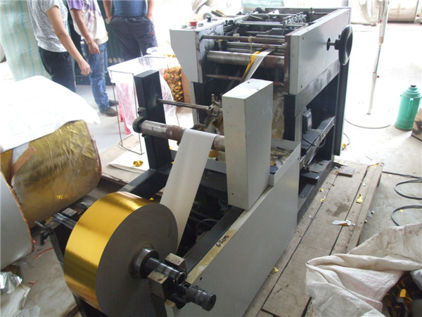 迷信纸机械生产设备图片