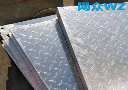 复合钢格板镀锌花纹板钢格板网众格栅板厂家直销