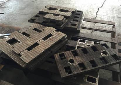 复合耐磨钢板厂家供应高铬合金耐磨钢板108
