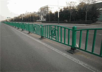 海创定制 3米*1米京式公路护栏 道路围栏 经久耐用 不易腐蚀