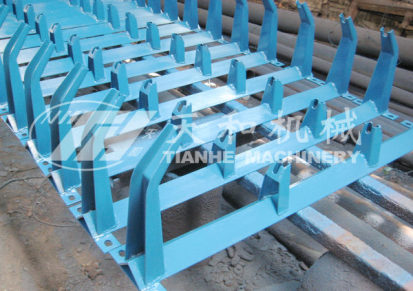 供应 矿用输送机托辊支架 喷漆/槽型支架 生产 浙江槽型支架