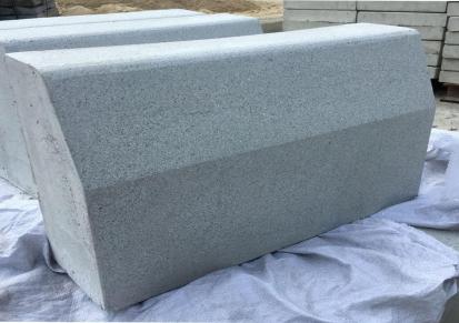 江阴众力新型建材供应八字草坪砖 生产各类规格 混凝土侧石可定制厂家