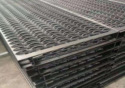 亿科楼梯防滑板镀锌板鳄鱼嘴防滑板生产加工