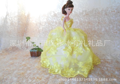 【包邮】厂家直销新款婚纱娃娃地摊热卖梦幻公主娃娃衣服套装批发