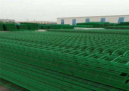 双边丝护栏网生产厂家 饶润高速围栏网 300丝双边护栏