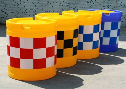 天津塑料防撞桶，塑料注水防撞桶厂价批发